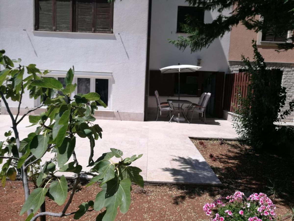 Ferienhaus Bozena Appartment 2 Vrsar Bagian luar foto