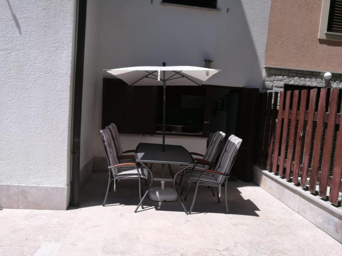 Ferienhaus Bozena Appartment 2 Vrsar Bagian luar foto