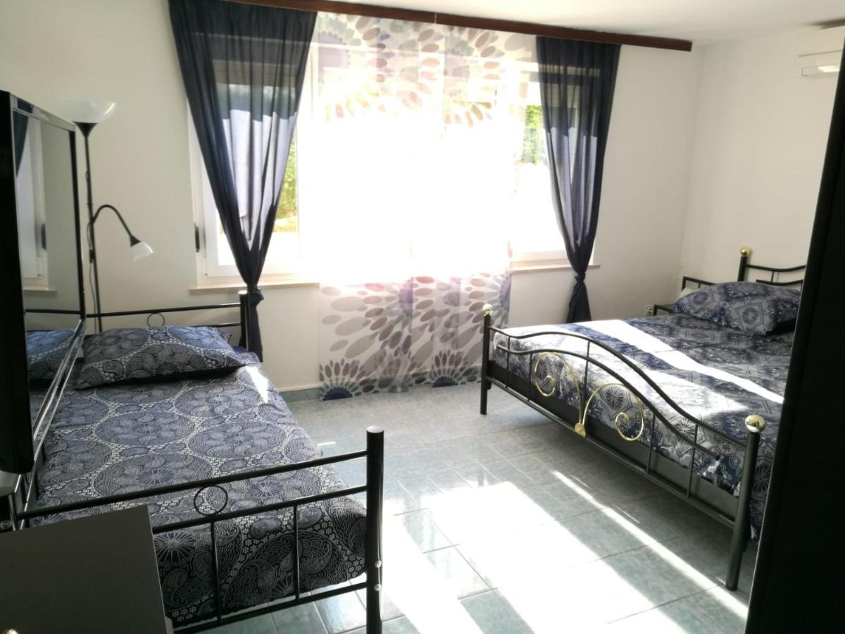 Ferienhaus Bozena Appartment 2 Vrsar Bagian luar foto